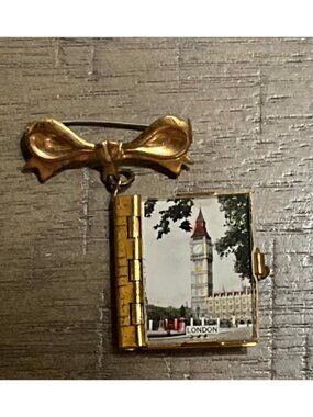 Vintage Gold Tone Souvenir Photobook Brooch/Pin/Charm/Locket Big Ben & More